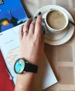 Vintage World Traveler Watch