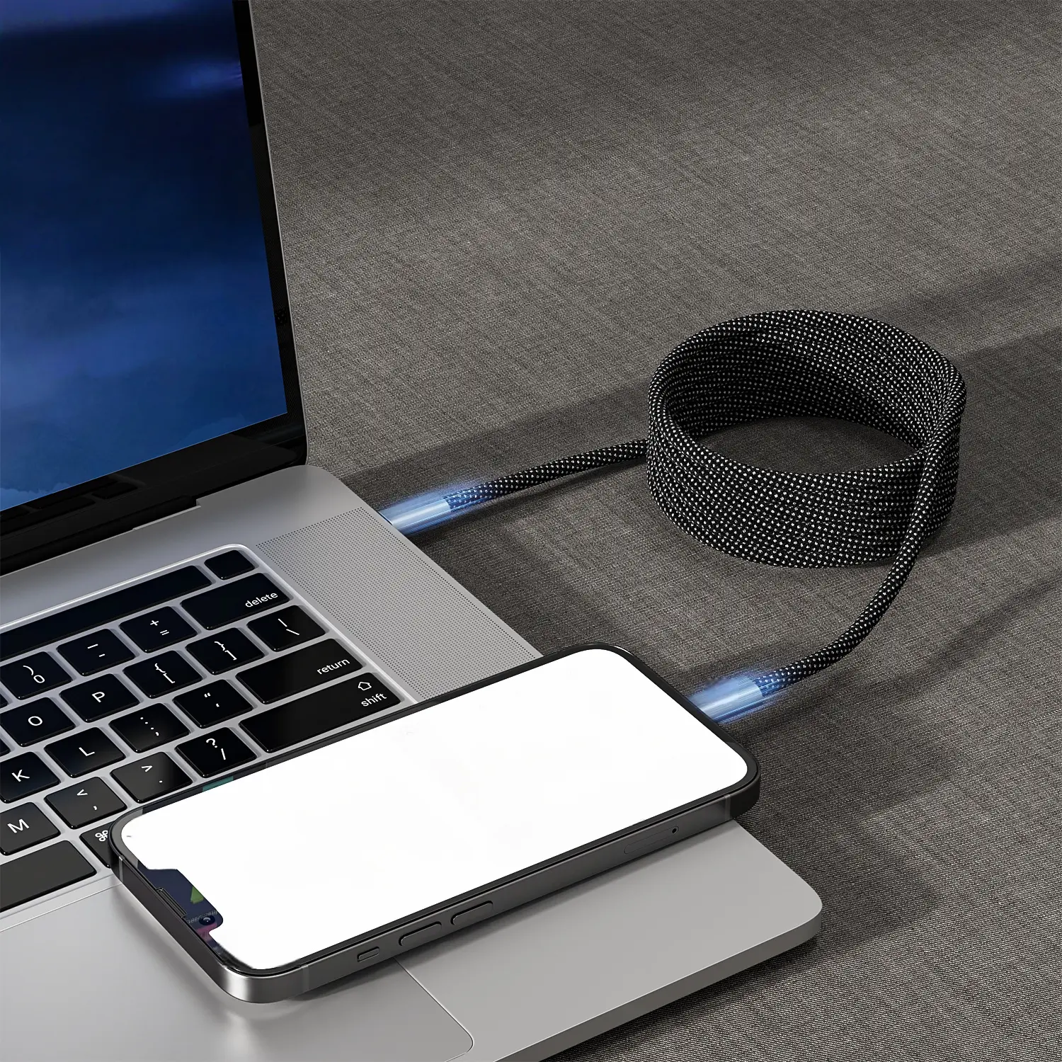 Magnetic Anti-Tangle Charging Cable - Image 3